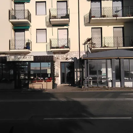 Vedi O' Mare Quant'e Bello Apartment